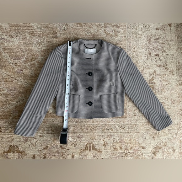 L.K. Bennett Cropped Striped Blazer size 4 - Picture 2 of 8